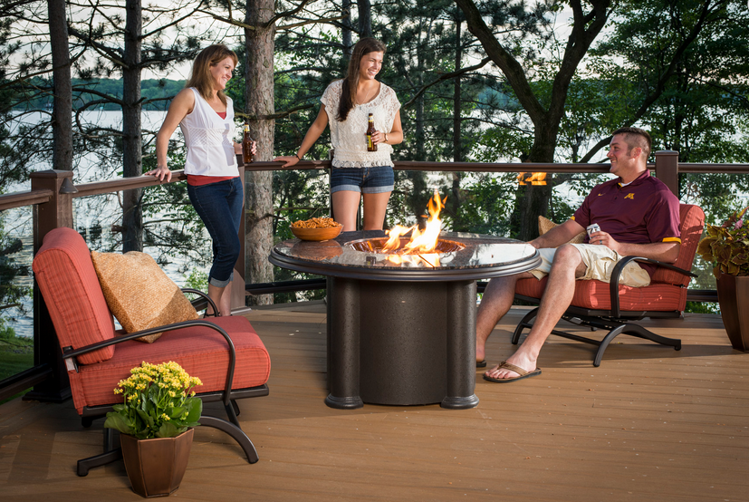 Why a Fire Pit Table Is an Excellent Choice in Outdoor Heating